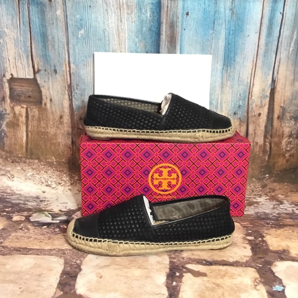 Tory Burch Shoes - TORY BURCH BLACK MESH GRENADA LEATHER FLATS SHOES